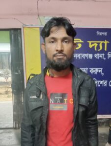 নবাবগঞ্জে মাদক দ্রব্য গাঁজা চাষের আলামত সহ শাকিব গ্রেফতার,