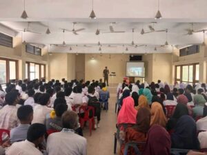 উলিপুরে তরুণ শিক্ষার্থীদের সেনাবাহিনীতে ক্যারিয়ার গড়ার লক্ষ্যে দুদিনব্যাপী সেমিনার অনুষ্ঠিত