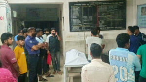 দেবীগঞ্জে মর্মান্তিক সড়ক দূর্ঘটনায় মাদ্রাসা শিক্ষার্থী নিহত, আহত ৬